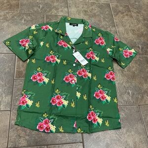 💥3/$30💥 Green Floral dress Shirt